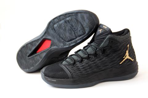 КРОССОВКИ AIR JORDAN MELO M13