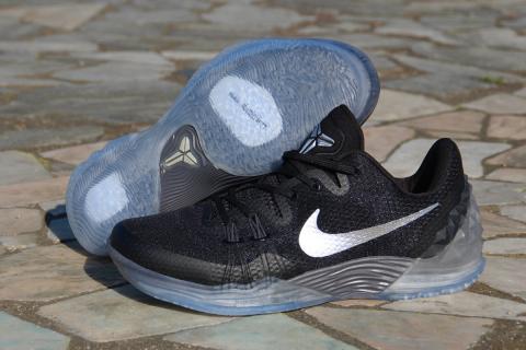 NIKE KOBE