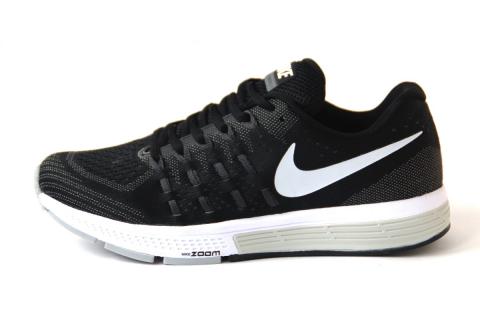 Nike Air Zoom Vomero 11